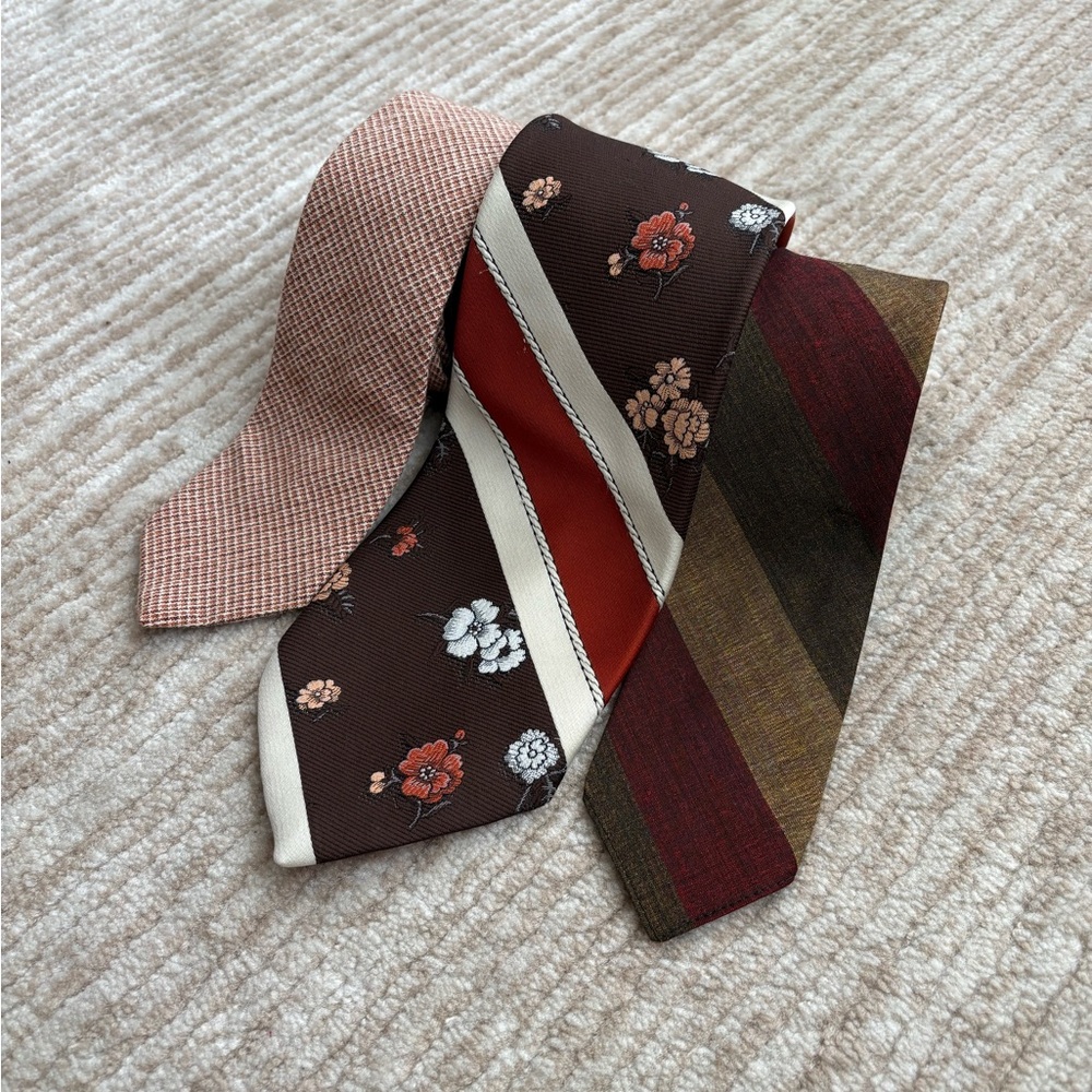 Bundle of three vintage ties